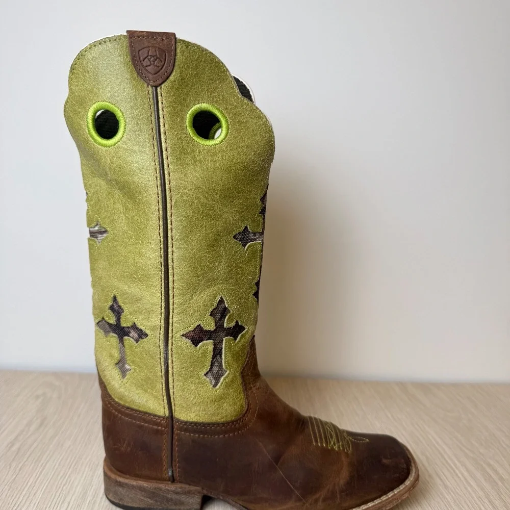 Ariat Kids Heritage Western Cowboy Boots Leather Cross Embroidered Size 12